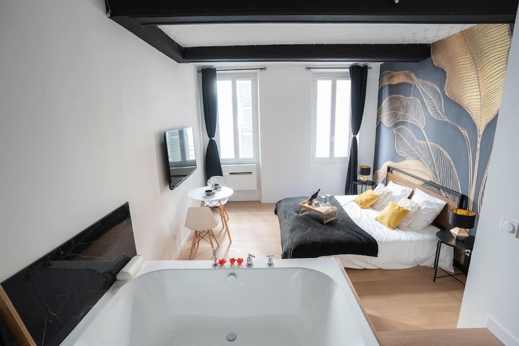Ode Au Desir : Intimiste Apartment Toulon